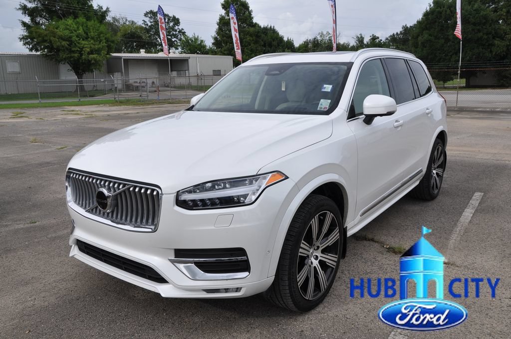 Used 2023 Volvo XC90 B6 Ultimate w/ Protection Package Premier