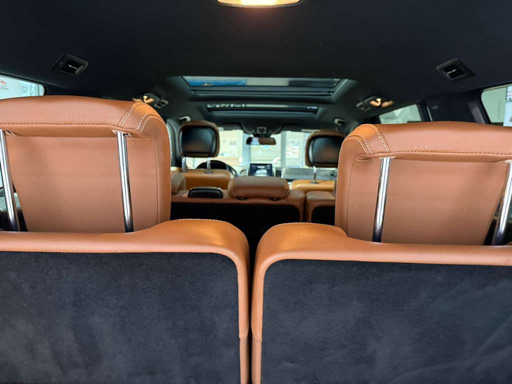 Used 2018 Mercedes-Benz GLS 550 4MATIC w/ Offroad Package image 54