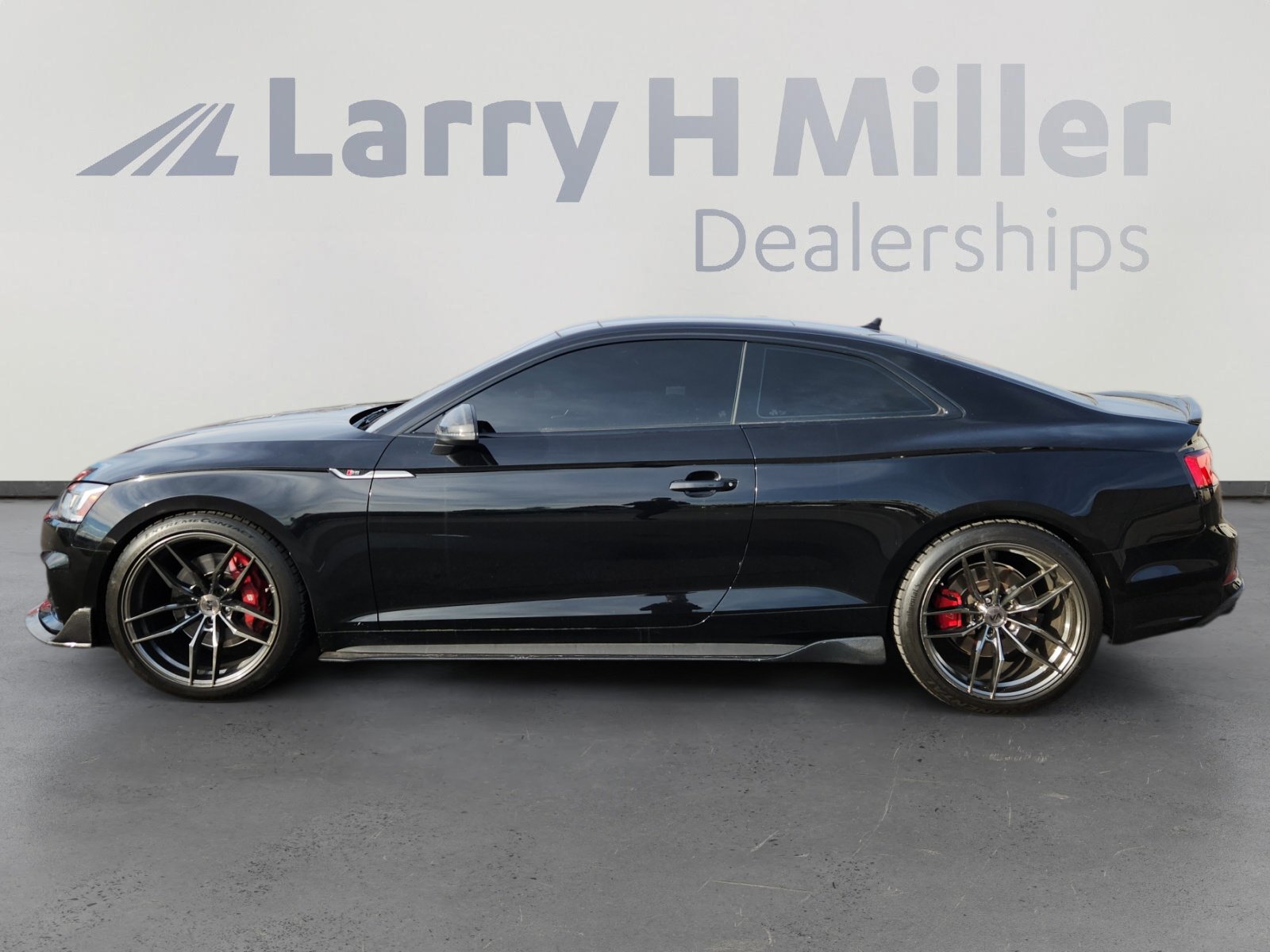 Used 2018 Audi S5 Premium Plus w/ S Sport Package image 2