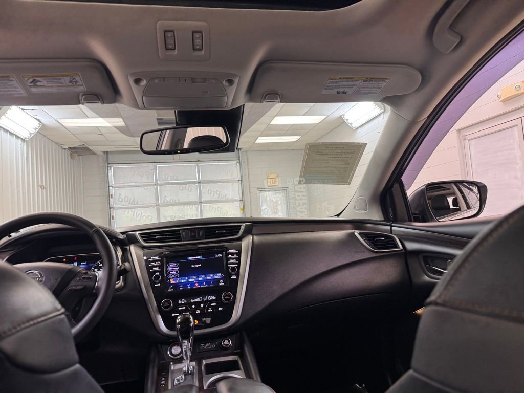 Used 2022 Nissan Murano Platinum w/ Cargo Package image 23