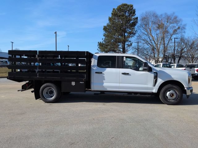 Used 2025 Ford F350 XL w/ XL Chrome Package RWD image 3