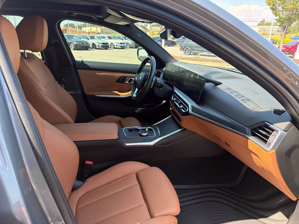Used 2024 BMW 330i Sedan w/ Convenience Package RWD image 26