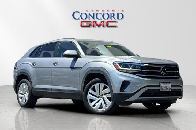 Used 2020 Volkswagen Atlas Cross Sport SE w/ Panoramic Sunroof Package FWD image 1