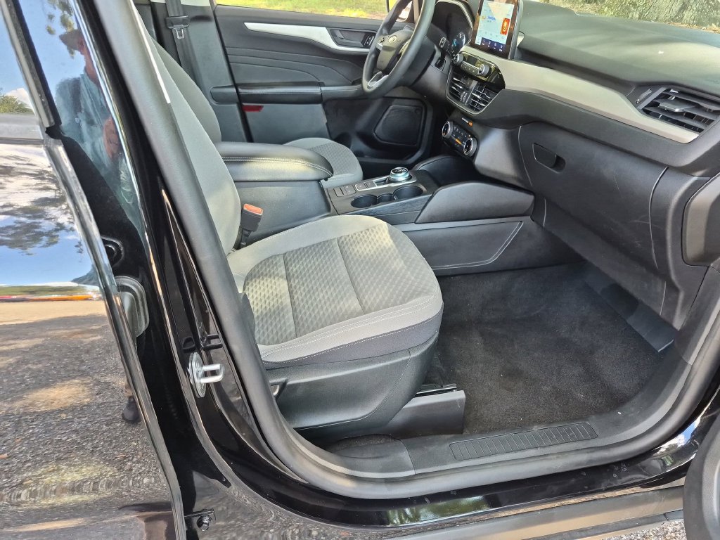 Used 2022 Ford Escape SE FWD image 31