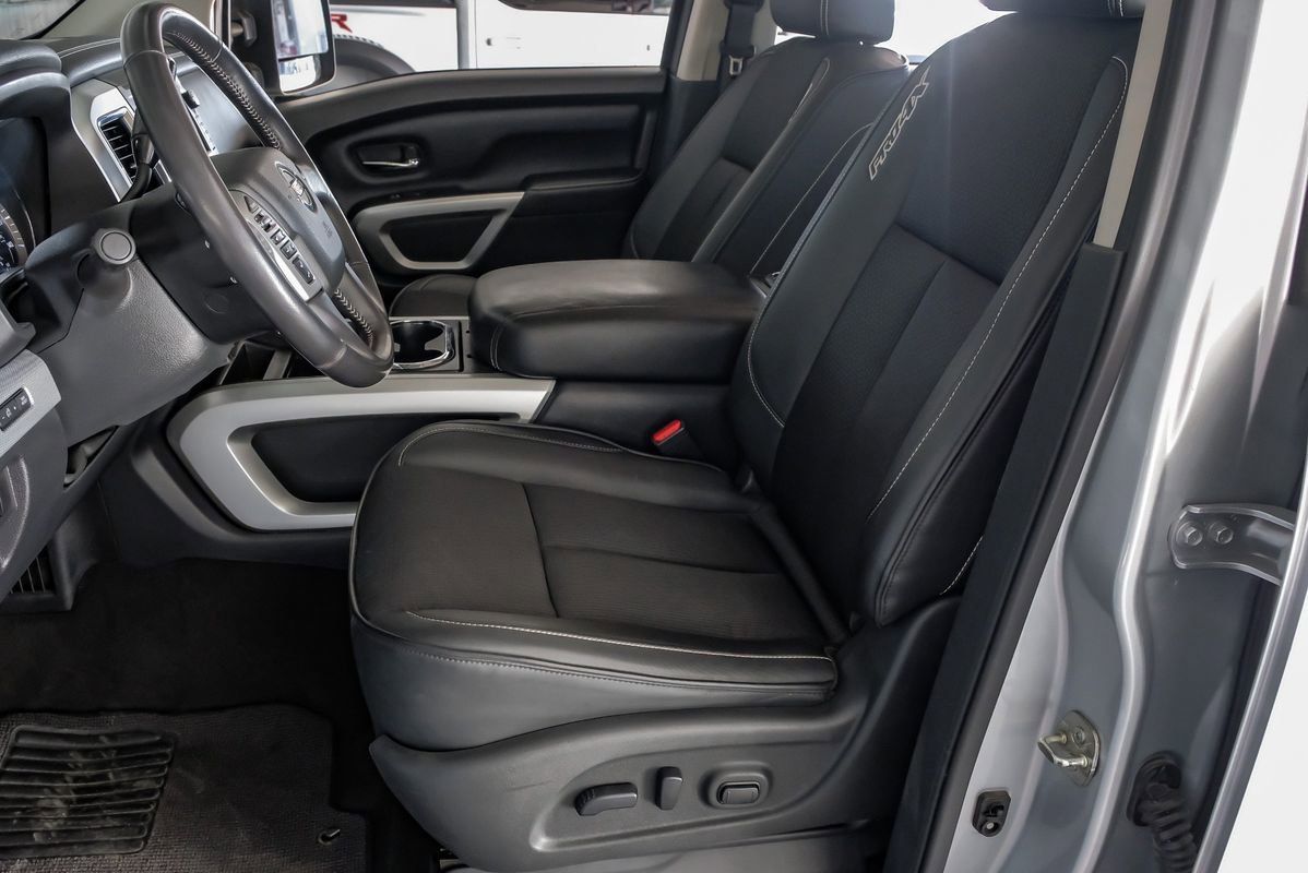 Used 2019 Nissan Titan PRO-4X image 27