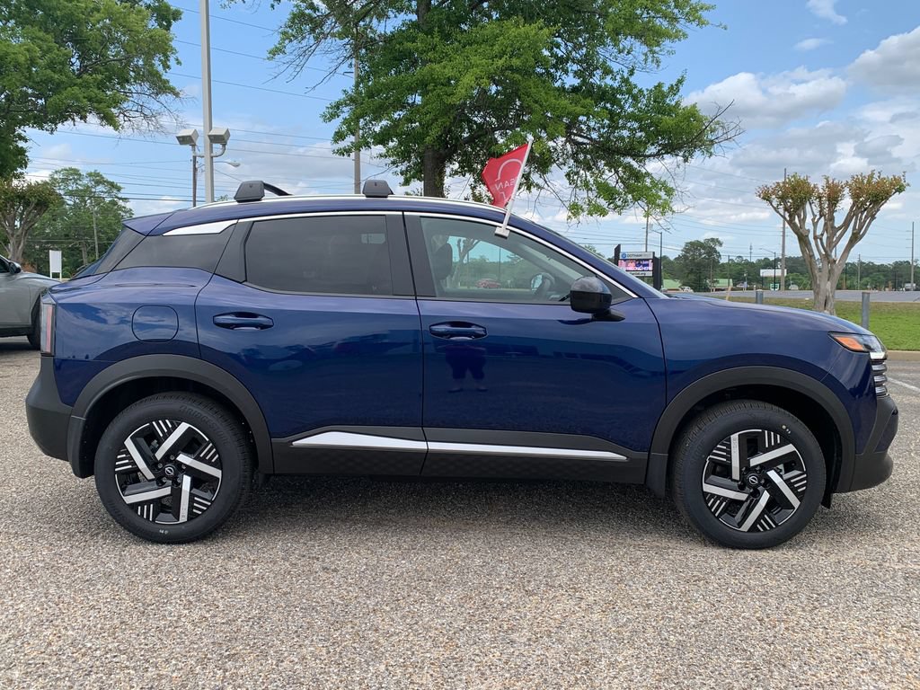 New 2026 Nissan Kicks SV w/ Cold Weather Package FWD image 2