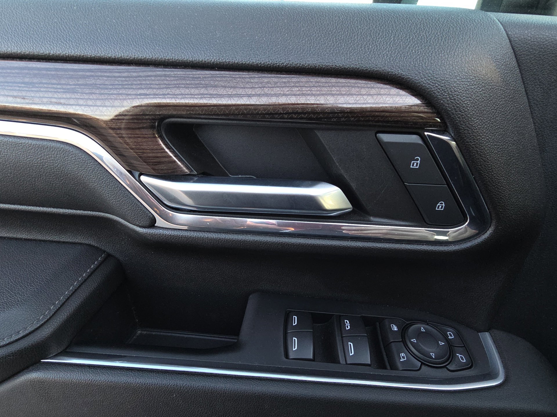 Used 2024 Chevrolet Silverado 2500 LT w/ All Star Edition image 15