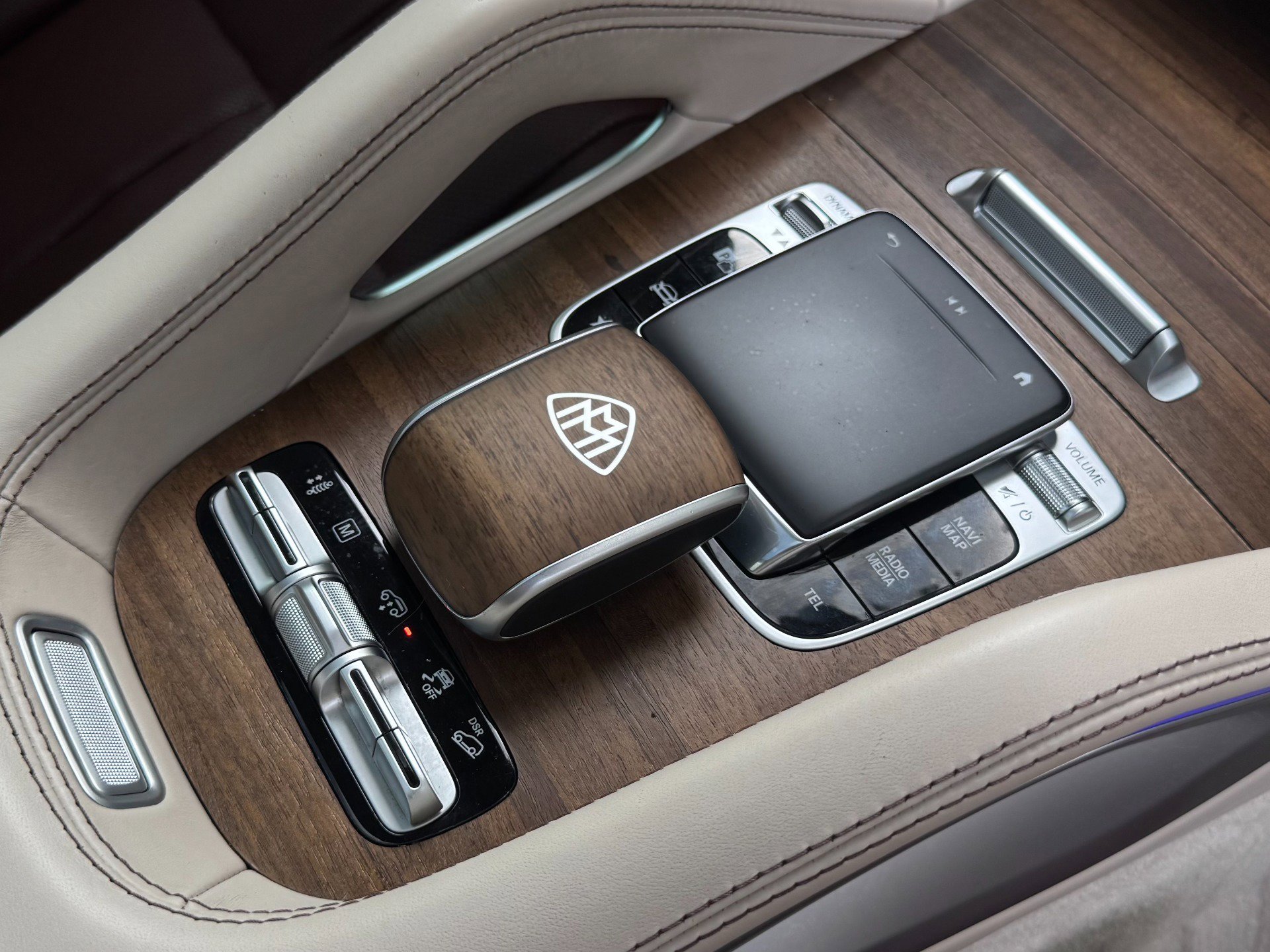 Used 2023 Mercedes-Benz Maybach GLS 600 4MATIC image 33