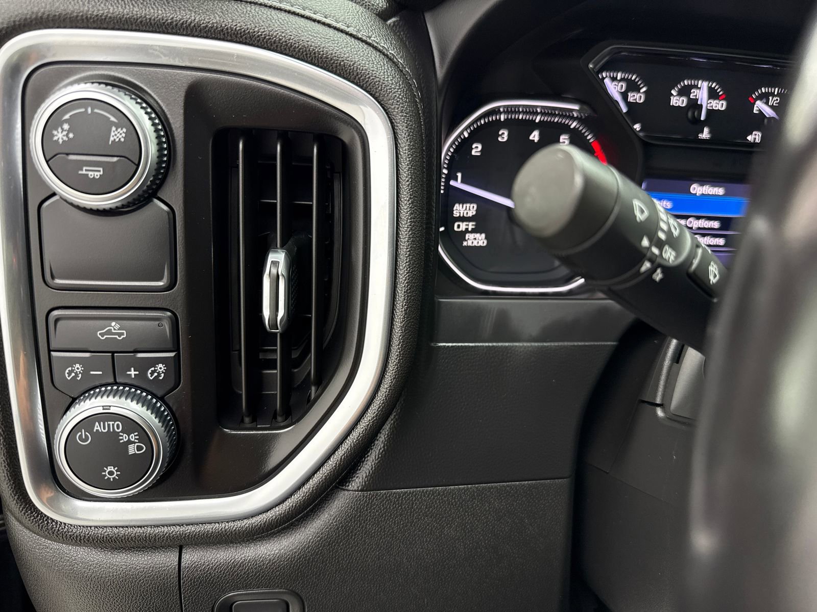Used 2019 GMC Sierra 1500 SLE w/ SLE Value Package RWD image 35