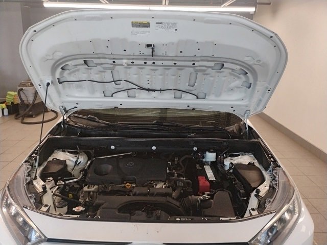 Used 2019 Toyota RAV4 XLE image 13