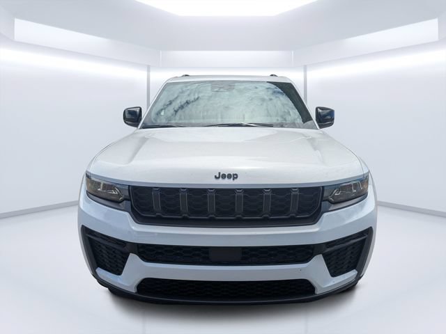 New 2026 Jeep Grand Cherokee Altitude AWD/4WD image 8