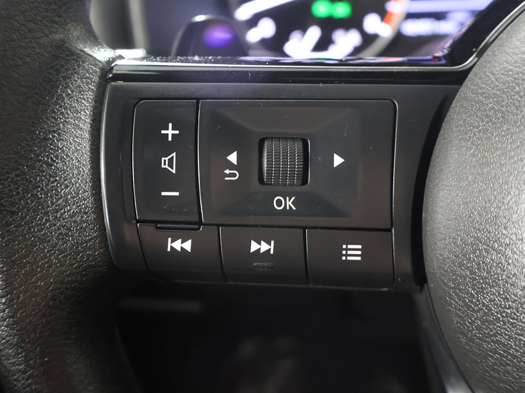 Used 2023 Nissan Rogue SV AWD/4WD image 37