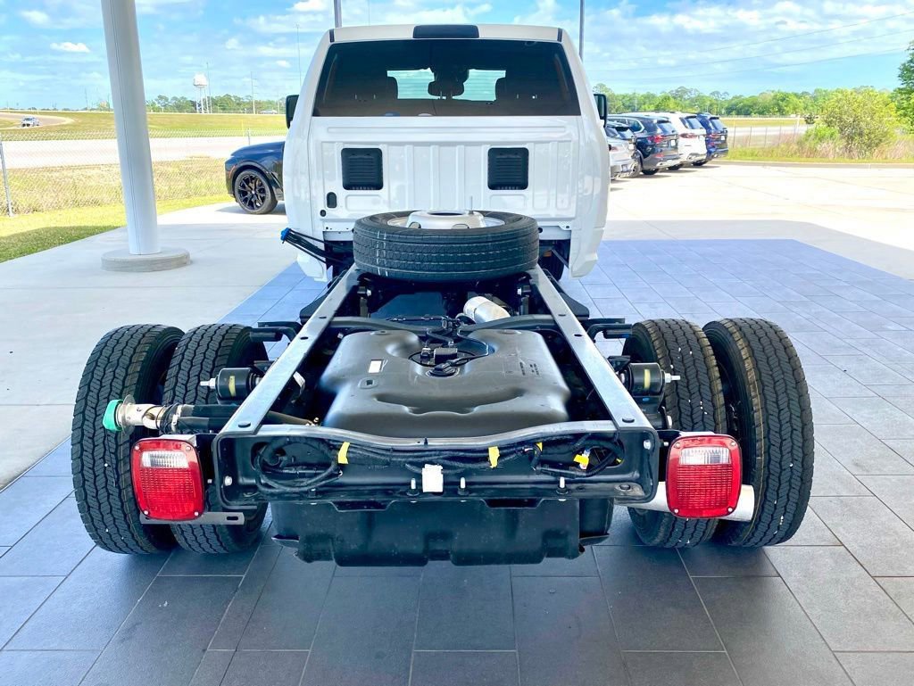 New 2026 RAM 5500 Tradesman image 7
