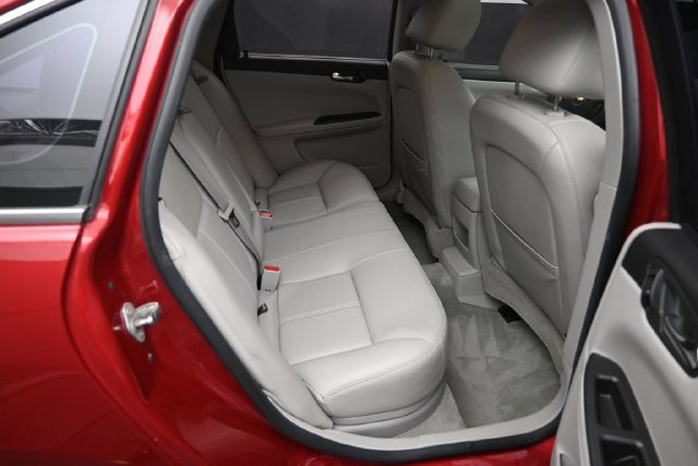 Used 2014 Chevrolet Impala LTZ FWD image 13