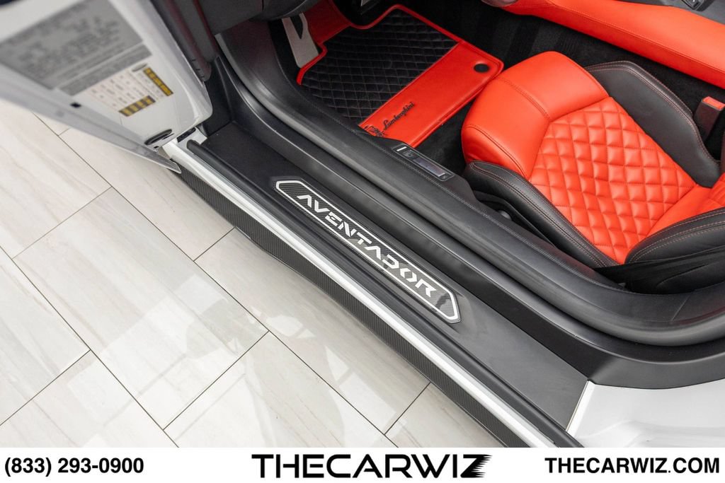 Used 2017 Lamborghini Aventador LP 700-4 AWD/4WD image 40