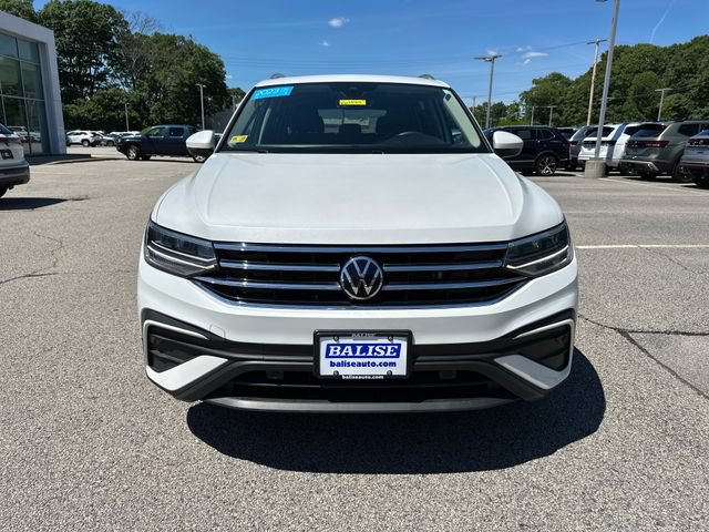 Certified 2023 Volkswagen Tiguan SE w/ Panoramic Sunroof Package AWD/4WD video 2