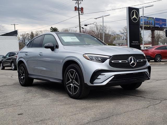 New 2025 Mercedes-Benz GLC 300 4MATIC image 4