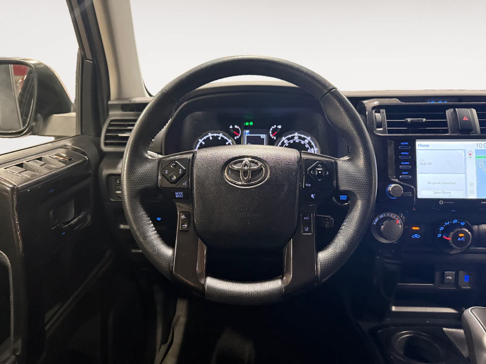 Used 2022 Toyota 4Runner TRD Off-Road Premium w/ TRD Black Wheel Package (TMS) AWD/4WD image 13