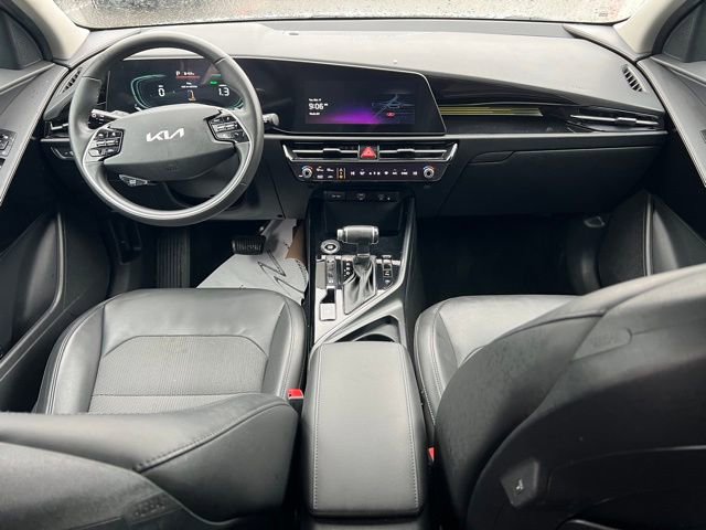 Used 2023 Kia Niro EX image 12