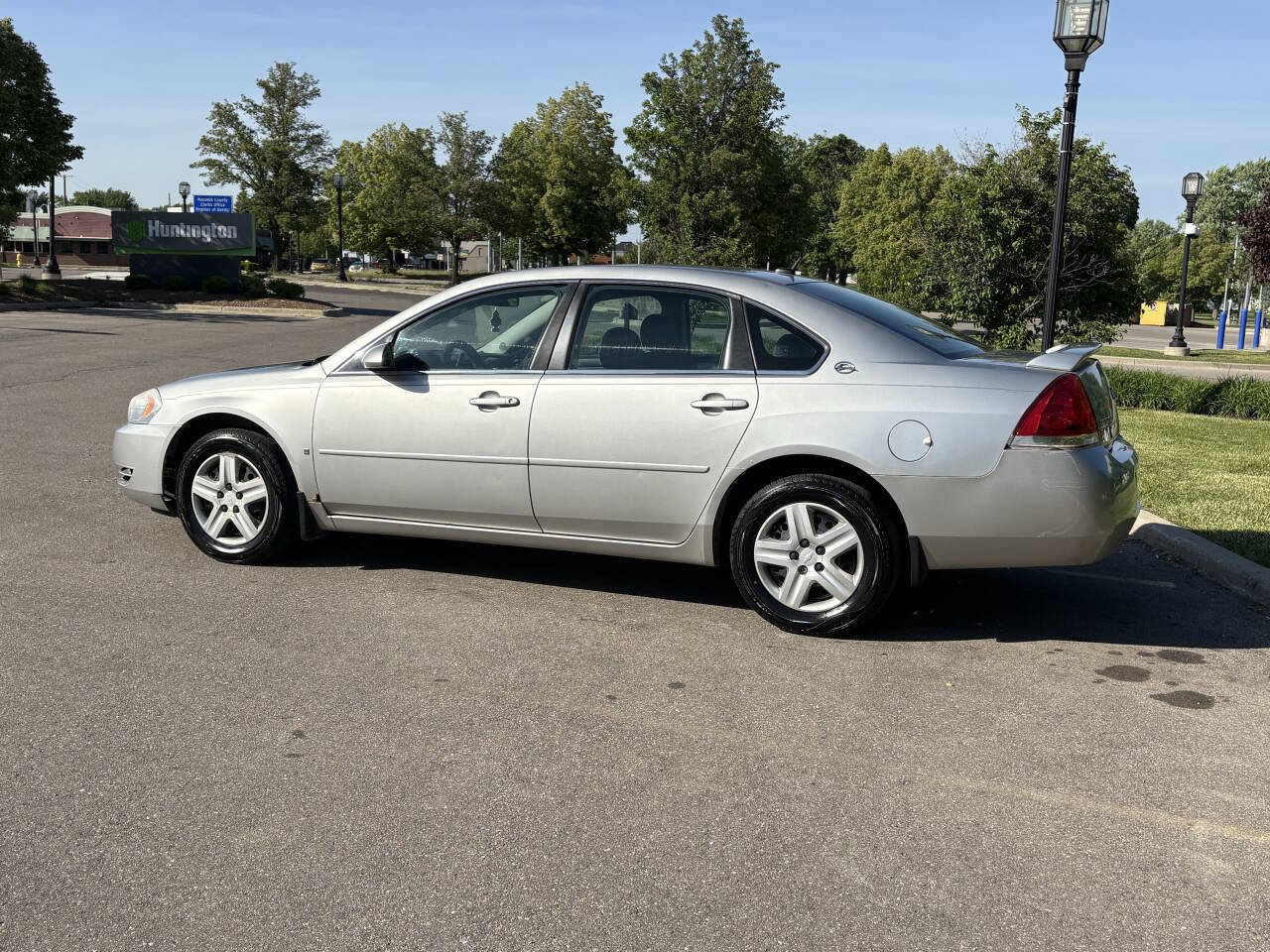 Used 2006 Chevrolet Impala LS FWD image 11