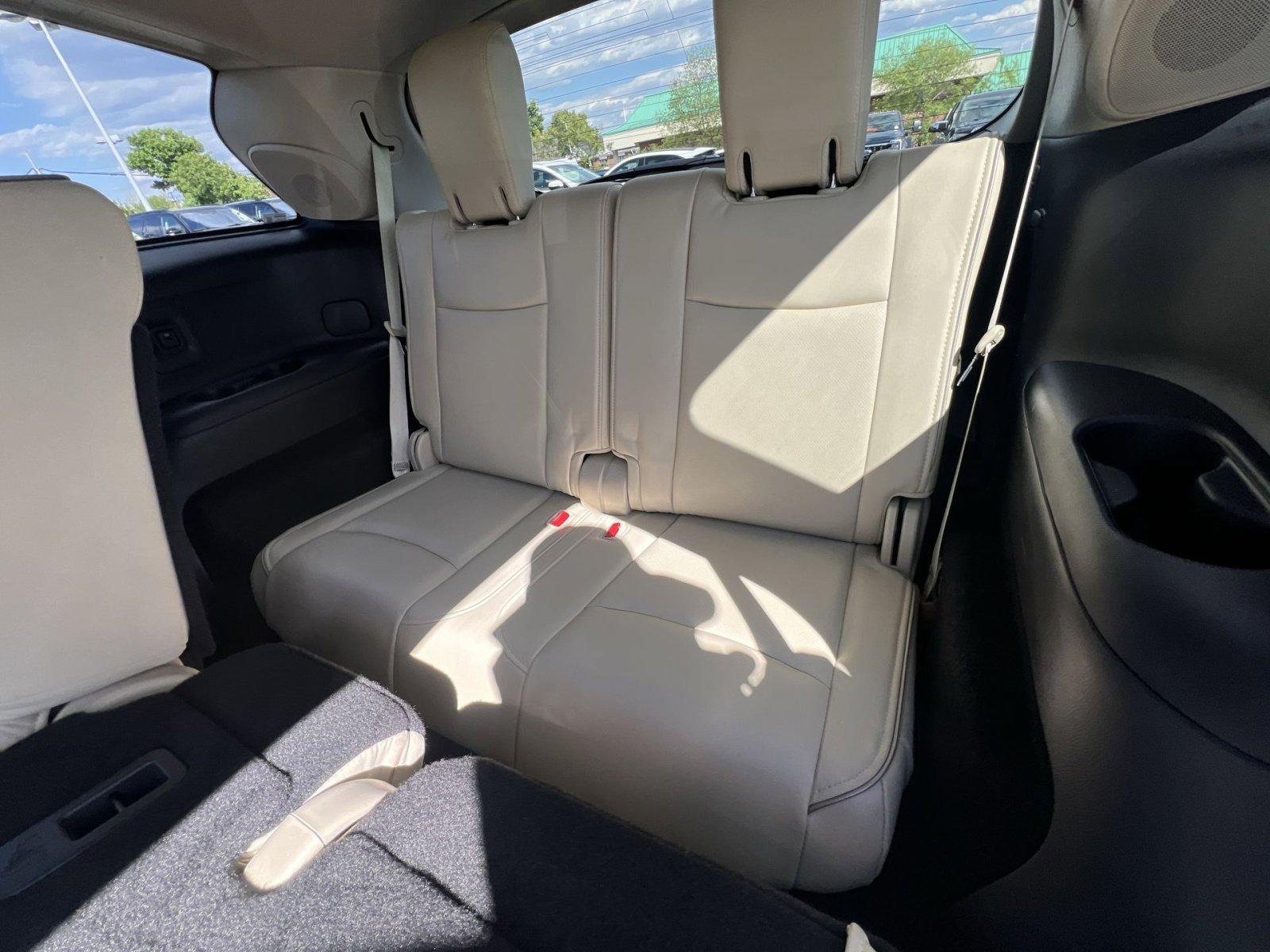 Used 2020 INFINITI QX60 Luxe w/ Sensory Package FWD image 34