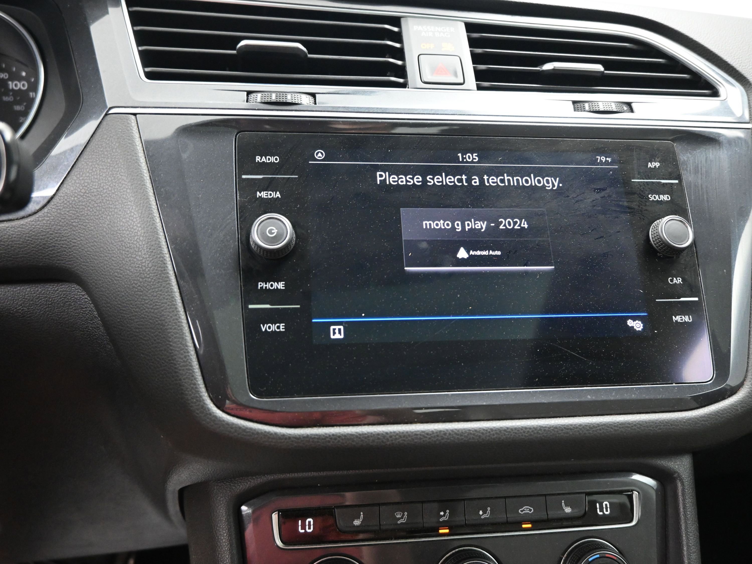 Used 2021 Volkswagen Tiguan SE R-Line FWD image 28