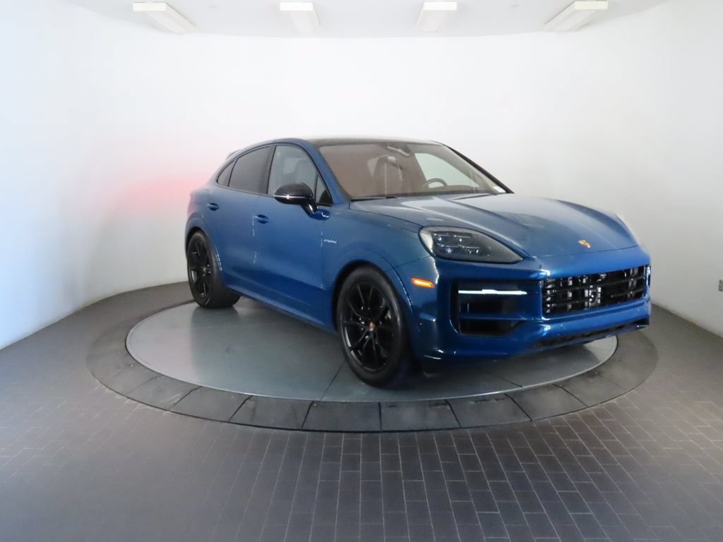Certified 2026 Porsche Cayenne S AWD/4WD image 9
