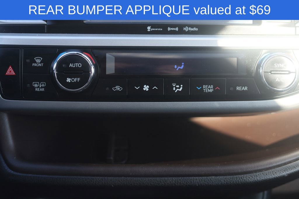 Used 2018 Toyota Highlander XLE image 8