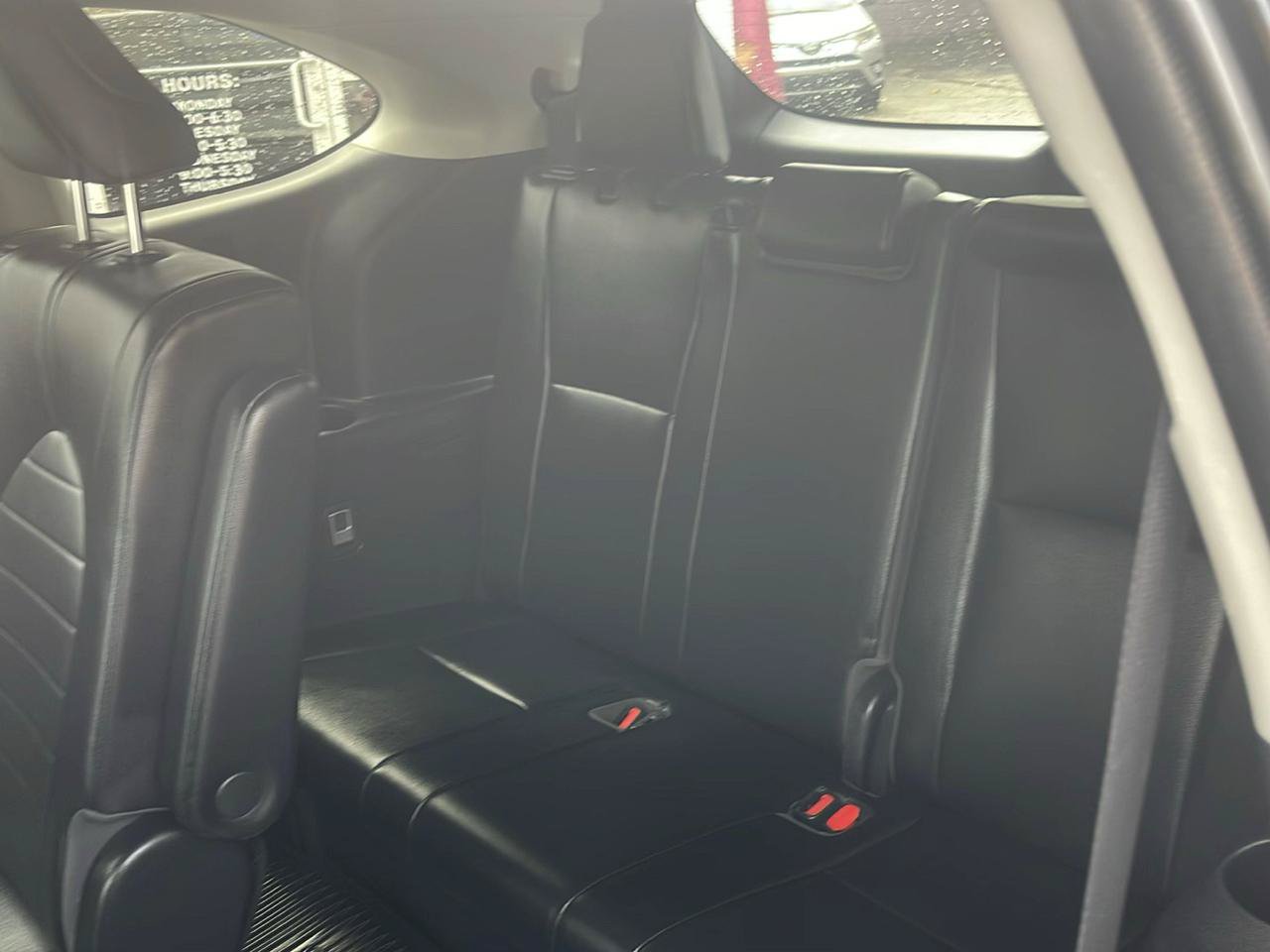 Used 2022 Toyota Highlander XLE AWD/4WD image 27