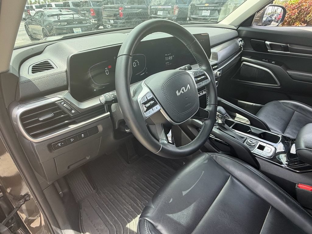 Used 2024 Kia Telluride S AWD/4WD image 10