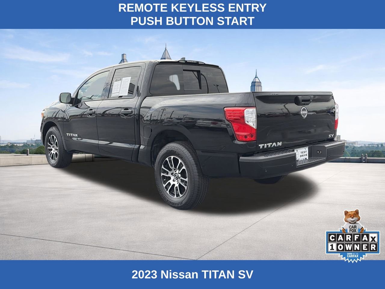 Used 2023 Nissan Titan SV image 3