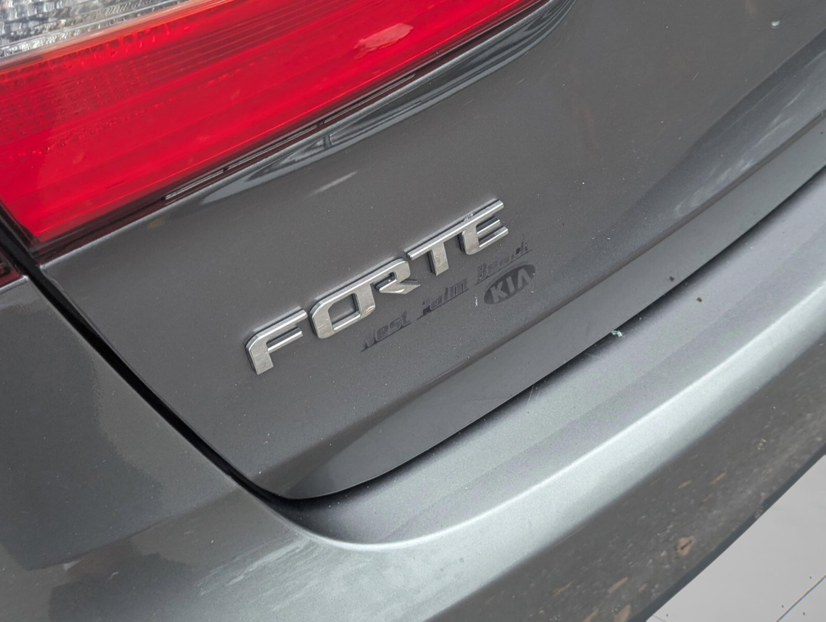 Used 2016 Kia Forte LX w/ LX Popular Plus Package image 34