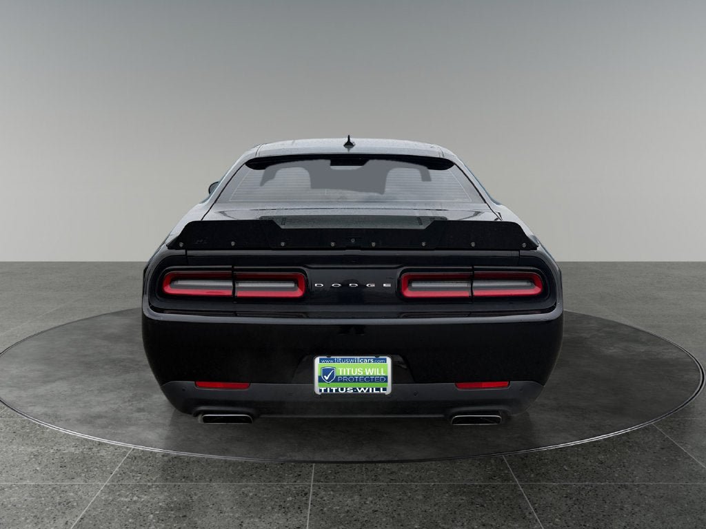 Used 2016 Dodge Challenger R/T Plus RWD image 8