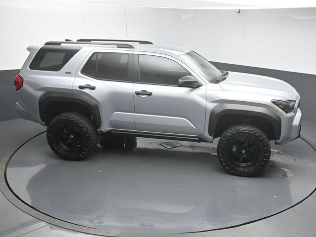 Used 2025 Toyota 4Runner SR5 AWD/4WD image 46