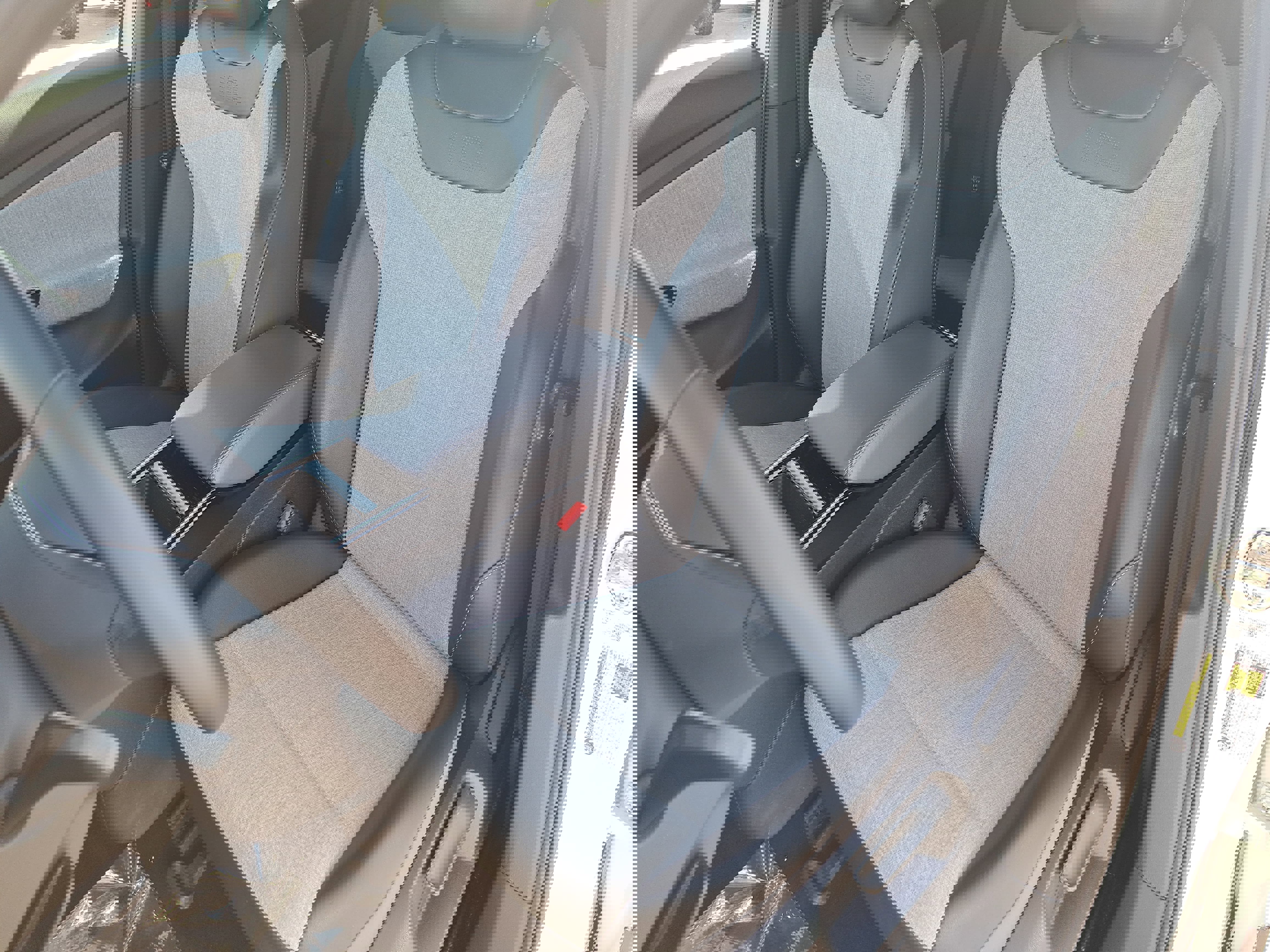 Used 2023 Volkswagen ID.4 Pro image 14