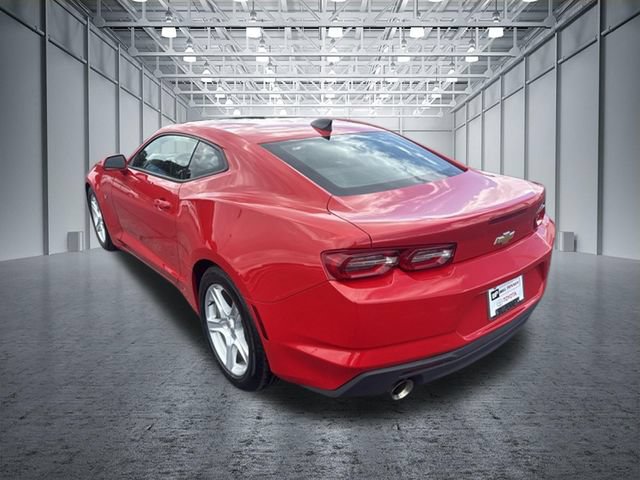 Used 2022 Chevrolet Camaro LT RWD image 3