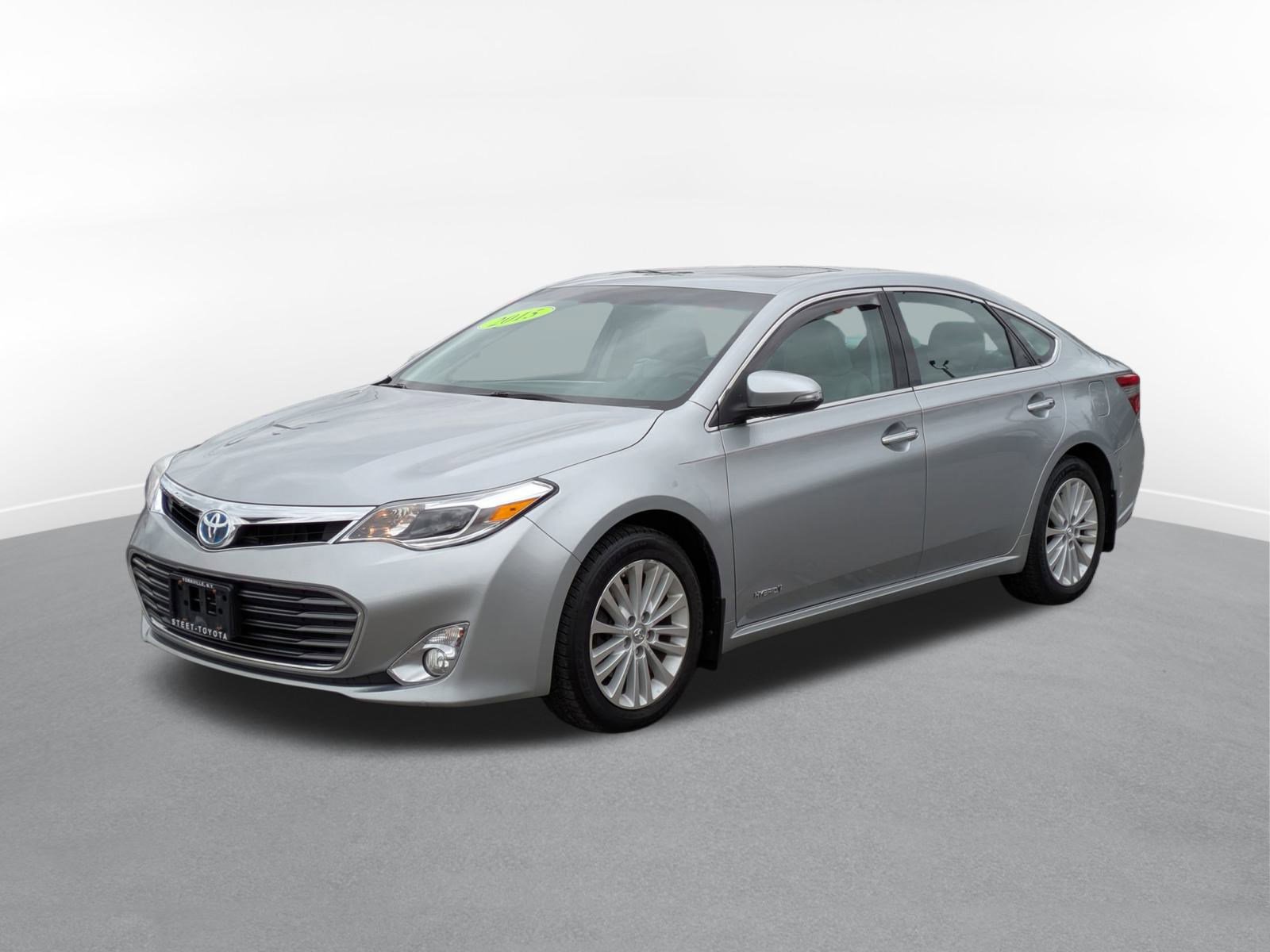 Used 2015 Toyota Avalon XLE Touring image 5