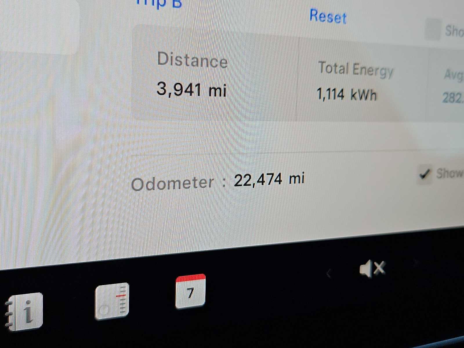 Used 2024 Tesla Model Y Long Range image 45