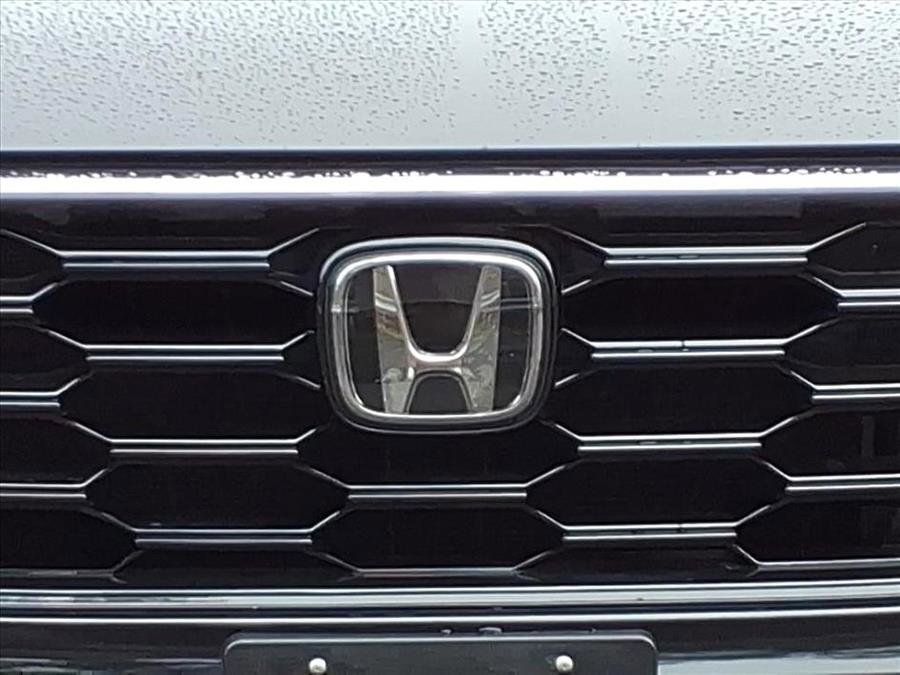 Used 2025 Honda CR-V EX-L image 4