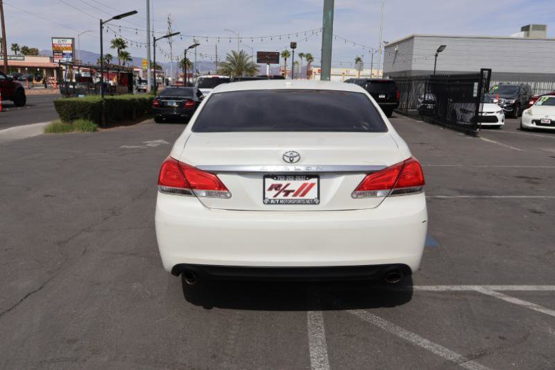 Used 2011 Toyota Avalon Limited FWD image 6