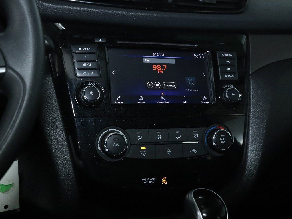 Certified 2022 Nissan Rogue Sport S image 25