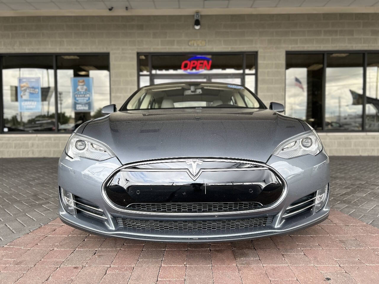 Used 2014 Tesla Model S 85 RWD image 29