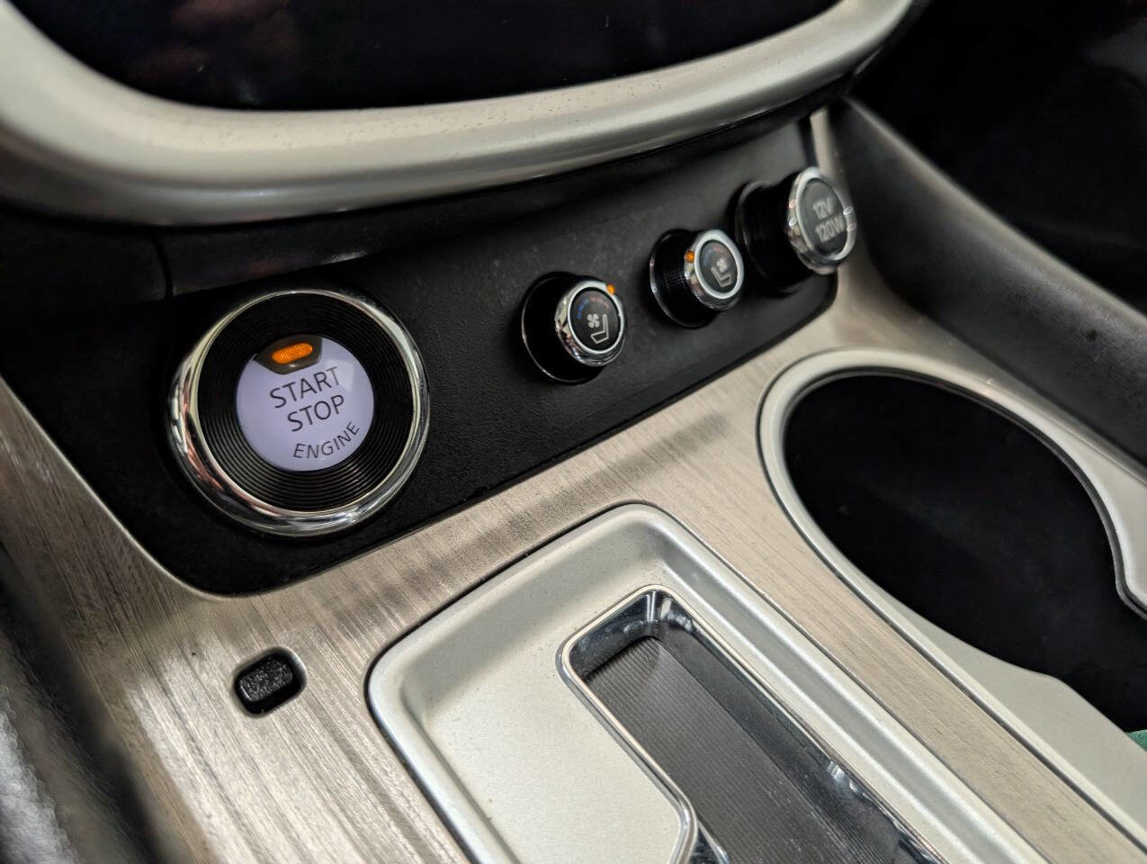 Used 2015 Nissan Murano Platinum image 11