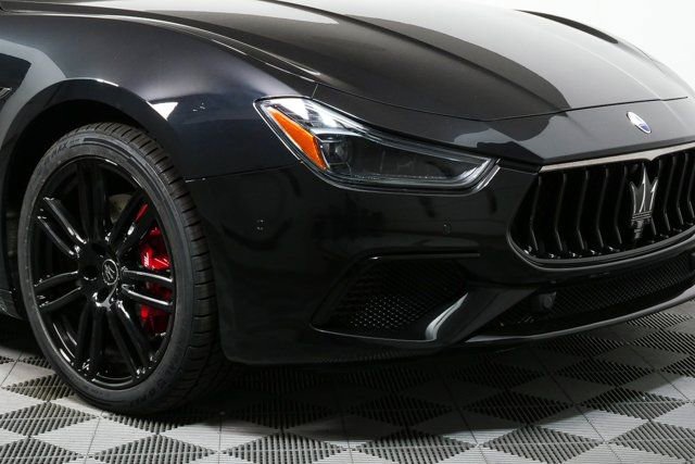 Used 2023 Maserati Ghibli Modena image 39