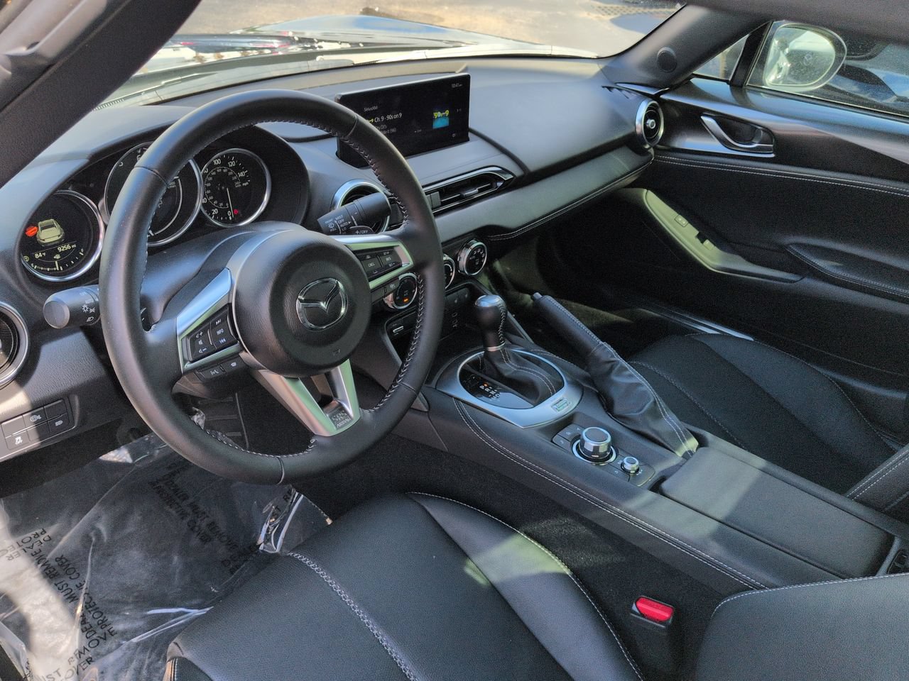 Used 2025 MAZDA MX-5 Miata RF Grand Touring RWD image 14