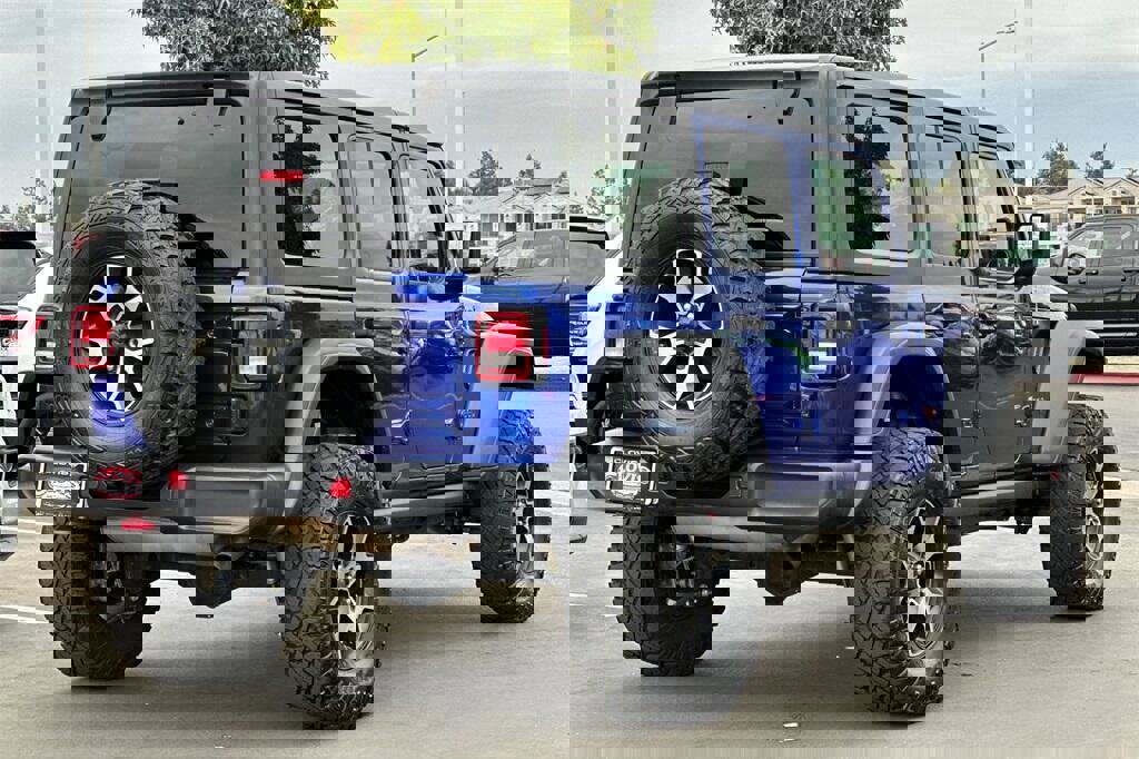 Used 2019 Jeep Wrangler Unlimited Rubicon image 4