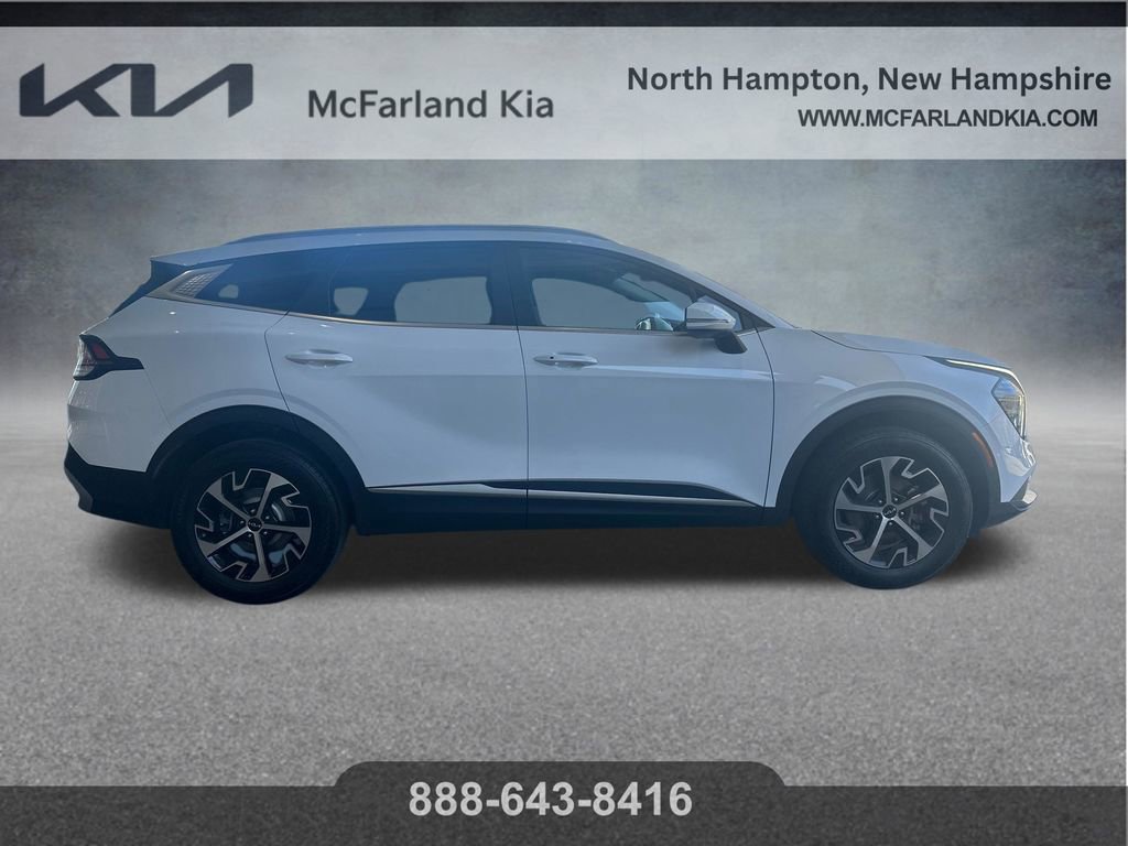 Used 2024 Kia Sportage EX image 7