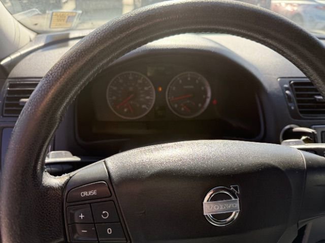 Used 2005 Volvo S40 2.4i image 54