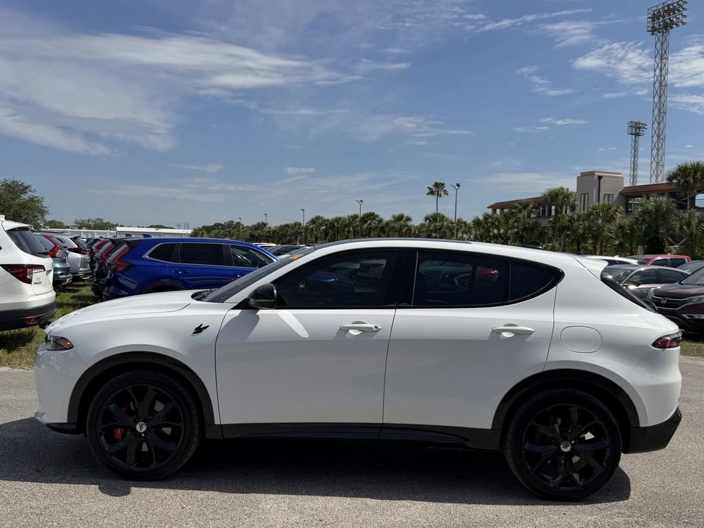 Used 2024 Dodge Hornet R/T Plus AWD/4WD image 8