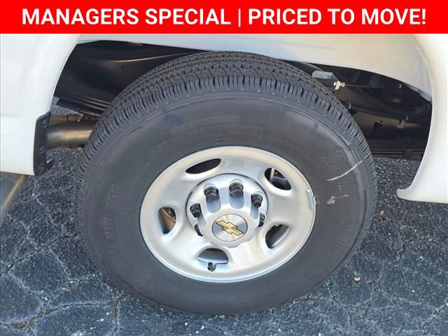 New 2025 Chevrolet Express 2500 Extended w/ Driver Convenience Package image 17